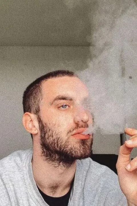 Elio, profile photo 3 of 6